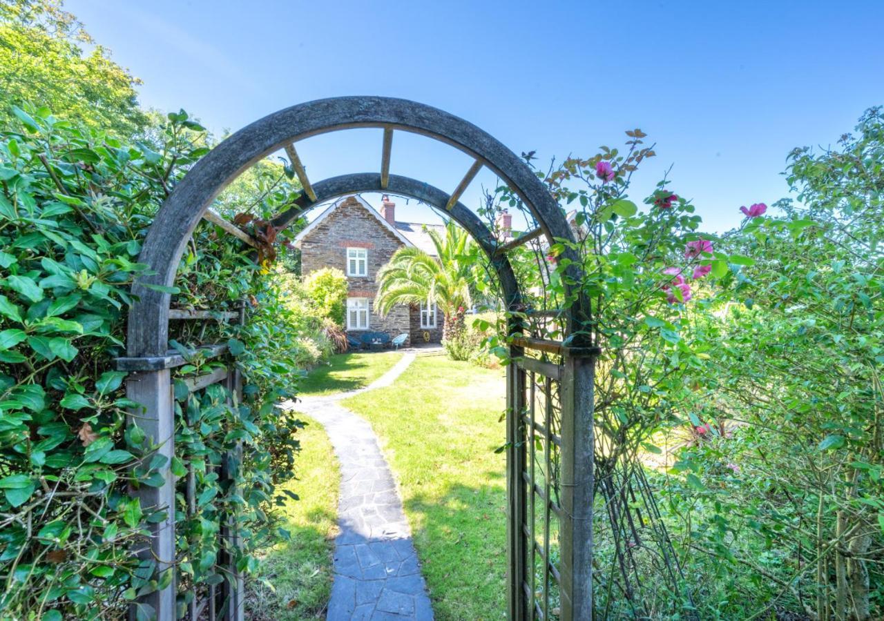 The Chestnuts Villa Boscastle Exterior photo